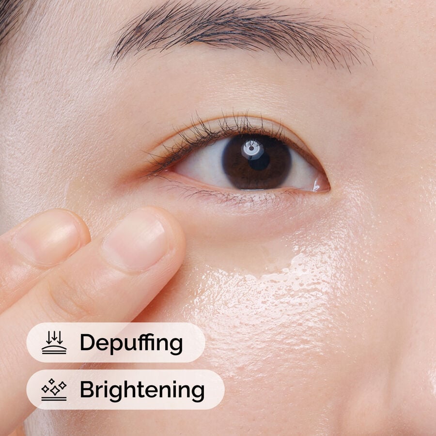 caffeine-solution-5-egcg-eye-serum-f8 ord-caffeine-solution-egcg-model-application-with-benefits.jpg